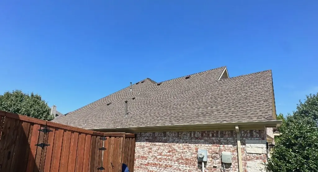 Completed roof replacement project in Forest Lake